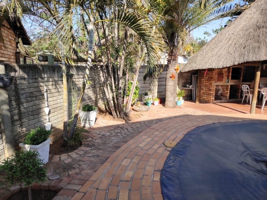 3 Bedroom Property for Sale in Bodorp North West